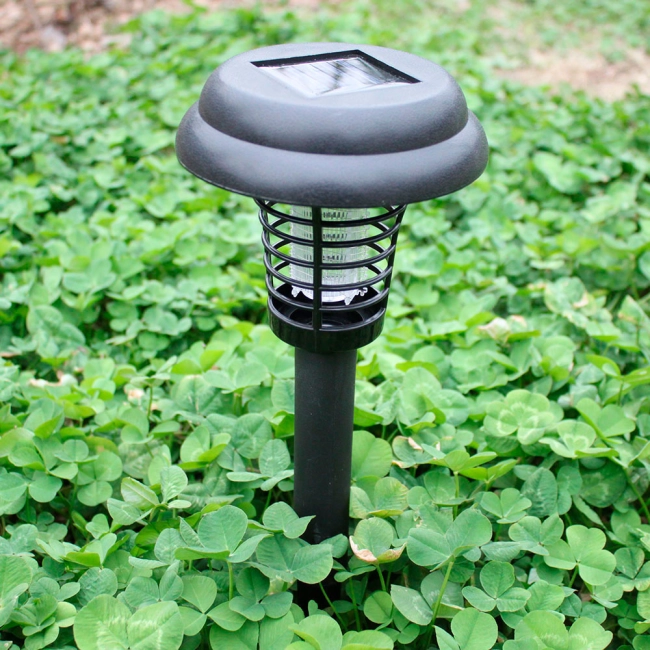 лампа ловушка на солнечной батарее