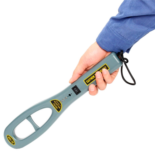 портативный металлодетектор