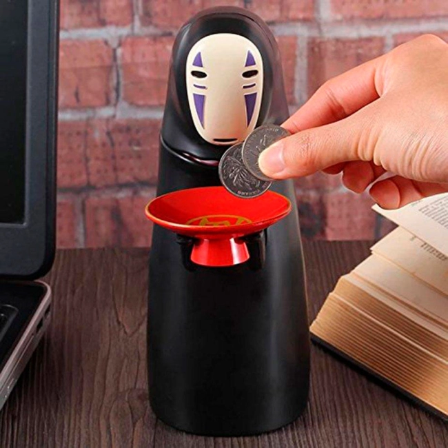 безликий з тарілкою скарбничка