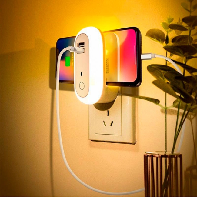 світильник у розетку з usb