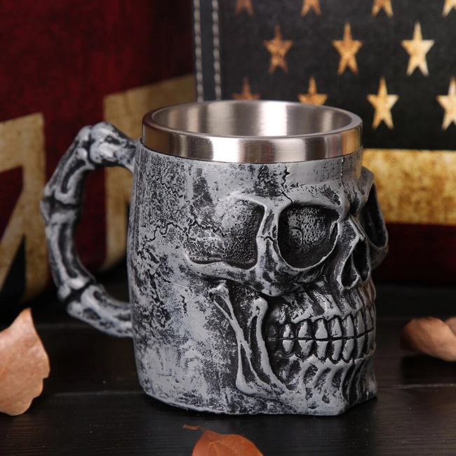 чашка череп