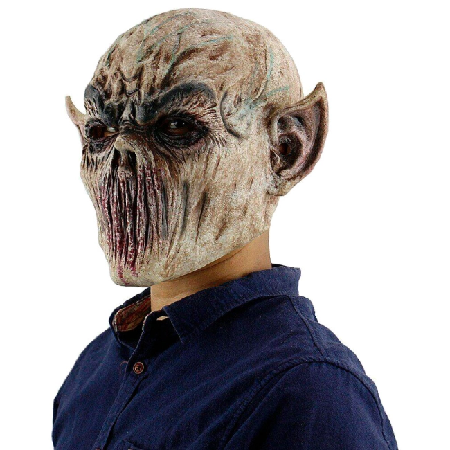 маска в виде монстра