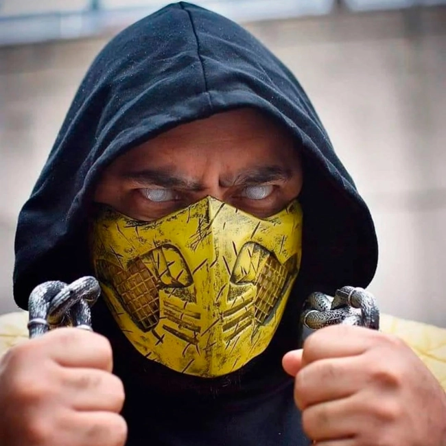 маска скорпион из mortal kombat