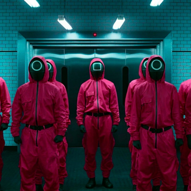 купити маску гра в кальмара