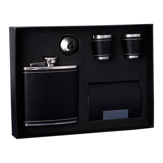 набор фляжка со стопками