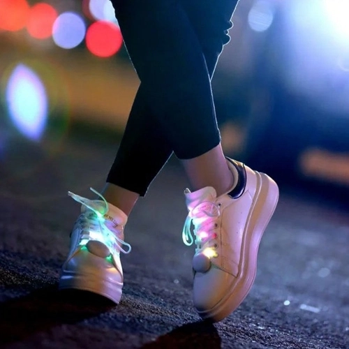 светящиеся шнурки для обуви