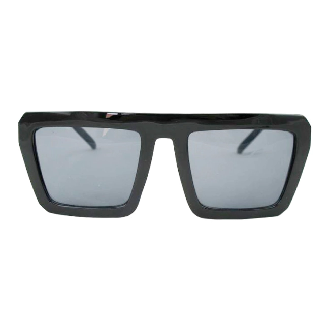 солнцезащитные очки квадратной формы