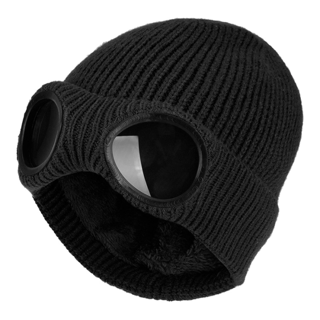 шапка с линзами