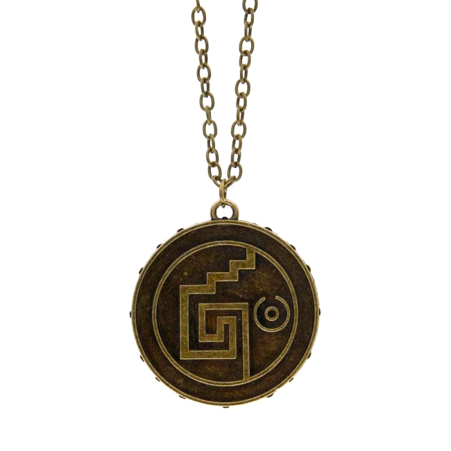 медальон пираты карибского моря