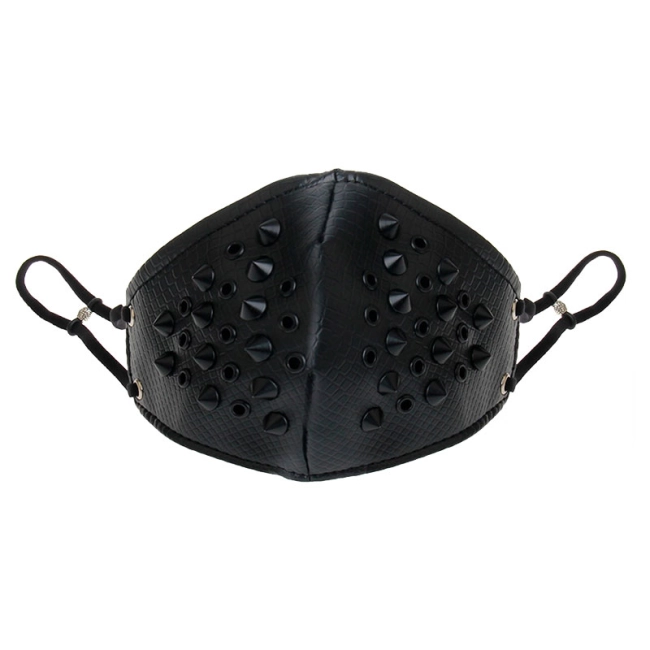 маска кожаная с шипами