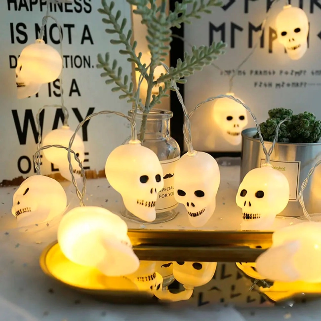 гірлянда черепа