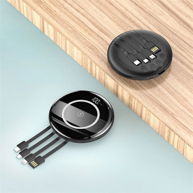 power bank із вбудованими кабелями