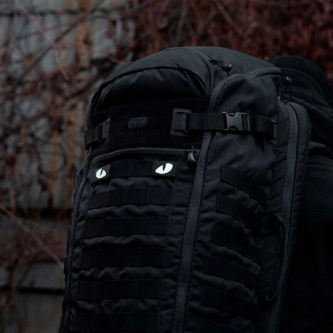 нашивки кошачьи глаза