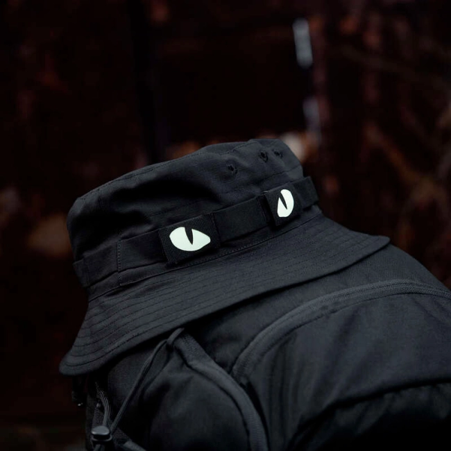 шевроны кошачьи глаза