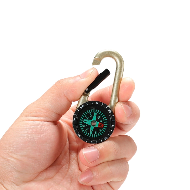 компас с карабином на рюкзак