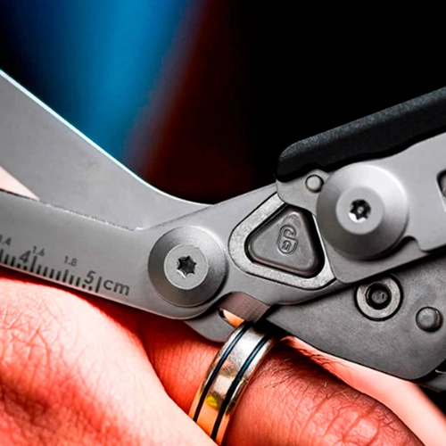 тактические ножницы для разрезания одежды