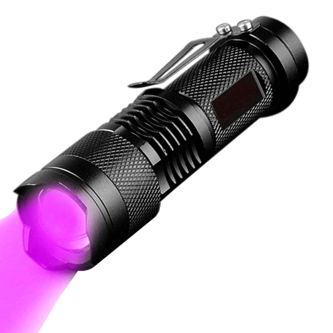 ультрафіолетовий світлодіодний ліхтарик