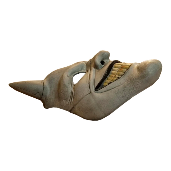 маска итана хоука