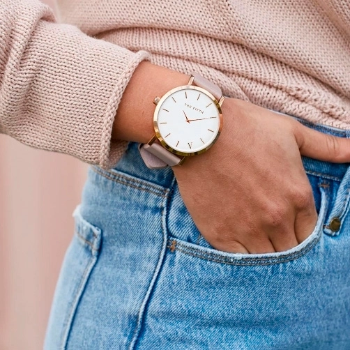 жіночий годинник наручний з ремінцем