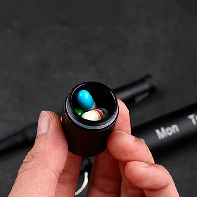 таблетница дорожная на 7 дней