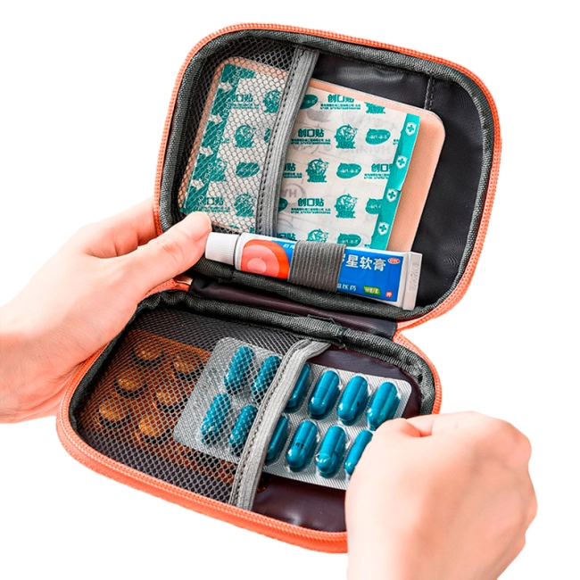 дорожный органайзер для медикаментов