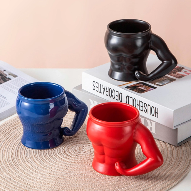 мускулистая кружка