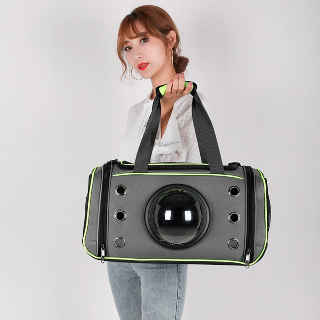 переноска для собак и кошек с иллюминатором