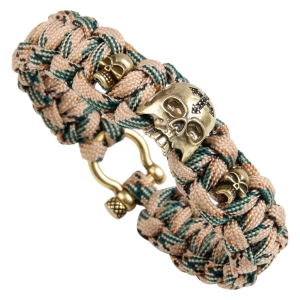 браслет с черепами