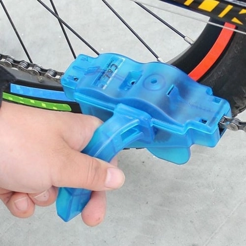 устройство для чистки велосипедной цепи