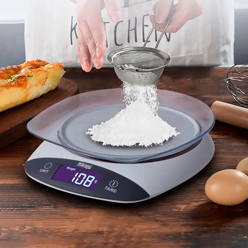 електронні кухонні ваги з чашею