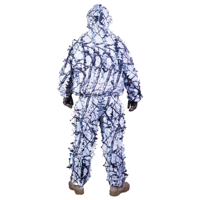 маскировочный белый костюм