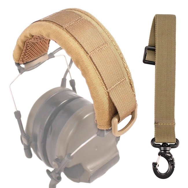 кавер на оголов'ї тактичних навушників з карабіном