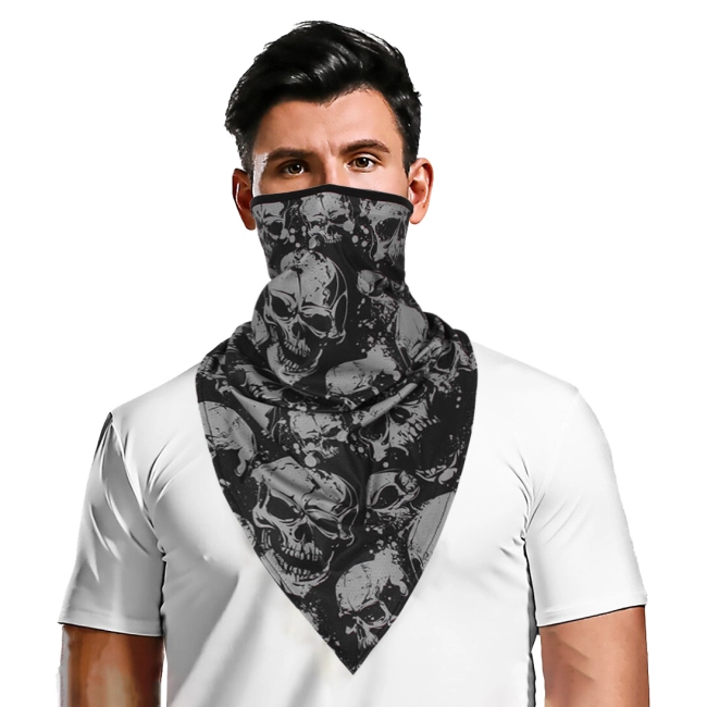шарф-маска с черепами