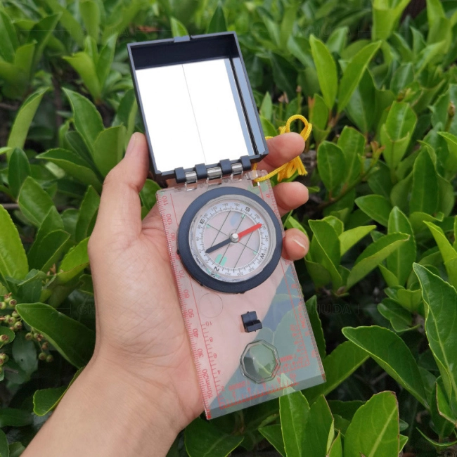 компас зеркальный с линейкой