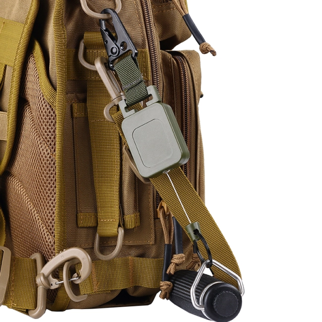 ретрактор тактический с тросом и карабином