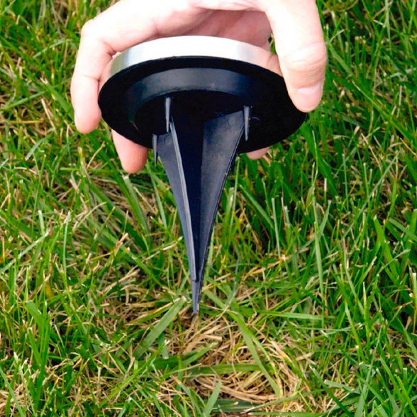 вуличні світильники з сонячними зарядками