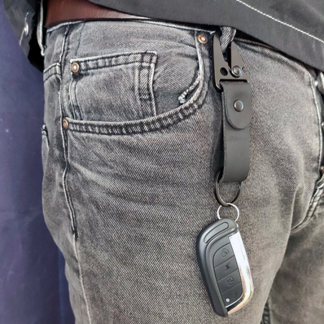 брелок тактичний з карабіном