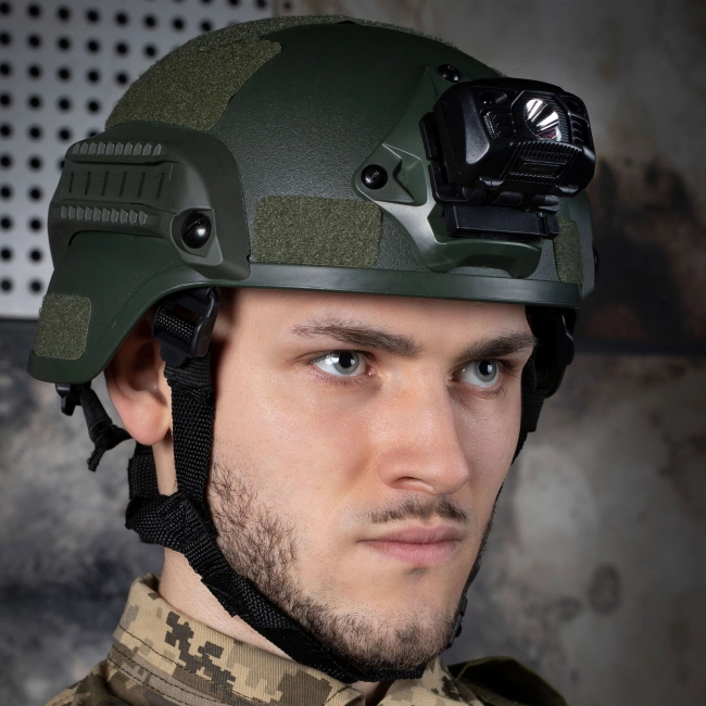 фонарик с креплением для тактического шлема