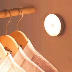 светильник настенный на батарейках