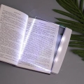 панель-підсвітка для книг