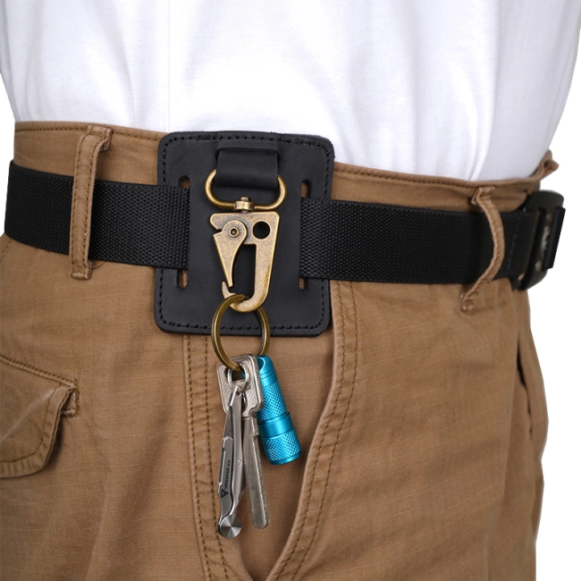 карабин для ключей с креплением на ремень