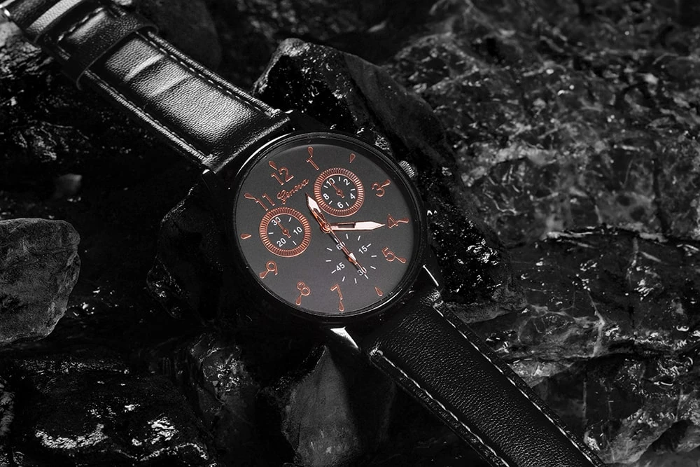 Набір подарунковий чоловічий годинник з браслетами на руку