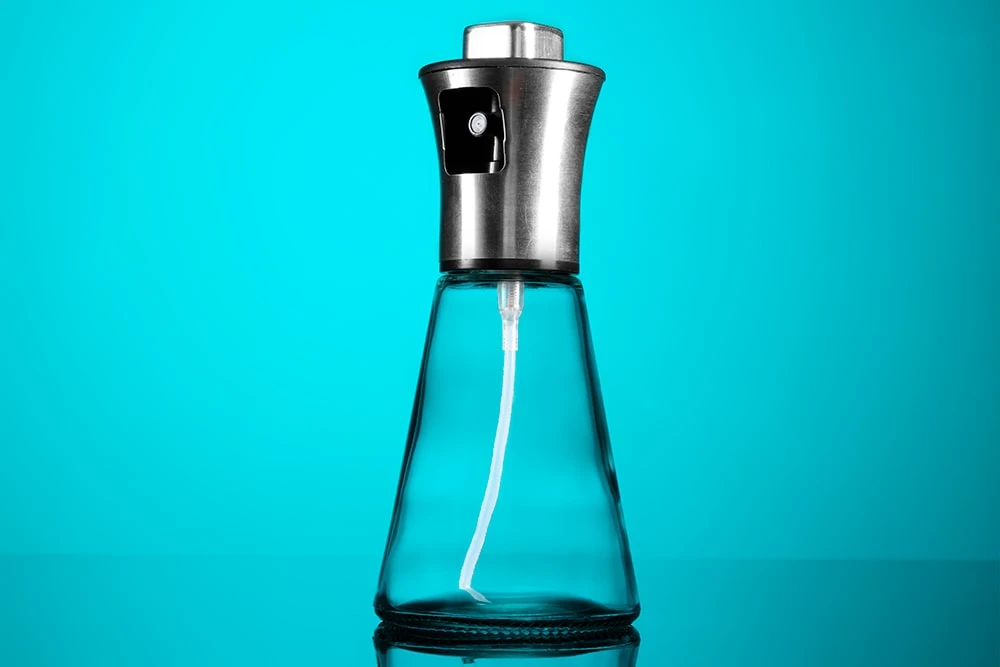 Кухонный диспенсер для масла