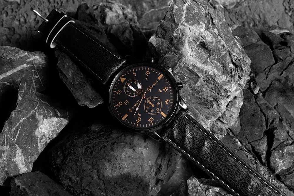 Чоловічий кварцовий годинник з циферблатом