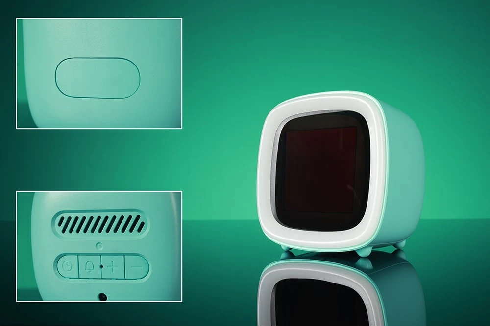 Настольные часы с измерителем температуры и с подсветкой