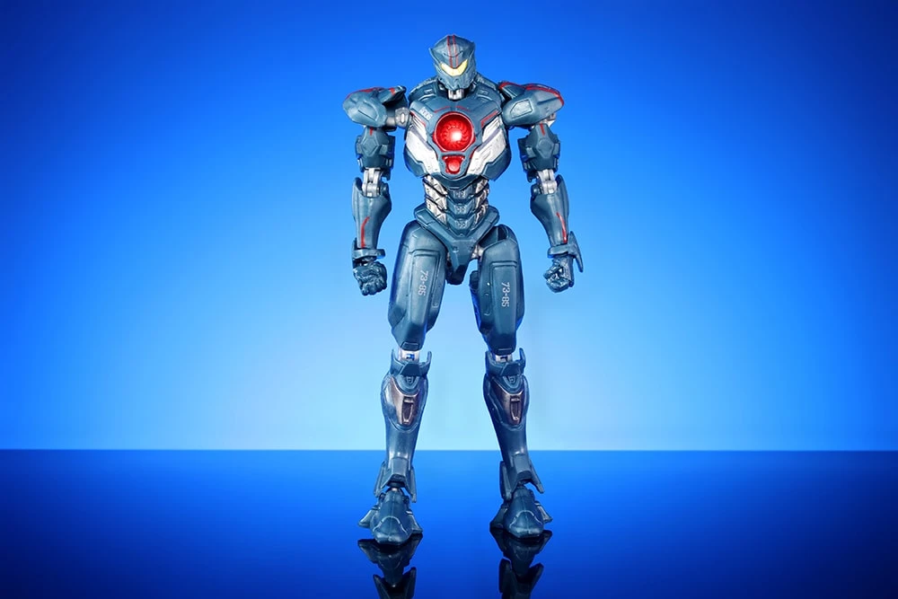 Фигурка Егерь из фильма Тихоокеанский рубеж