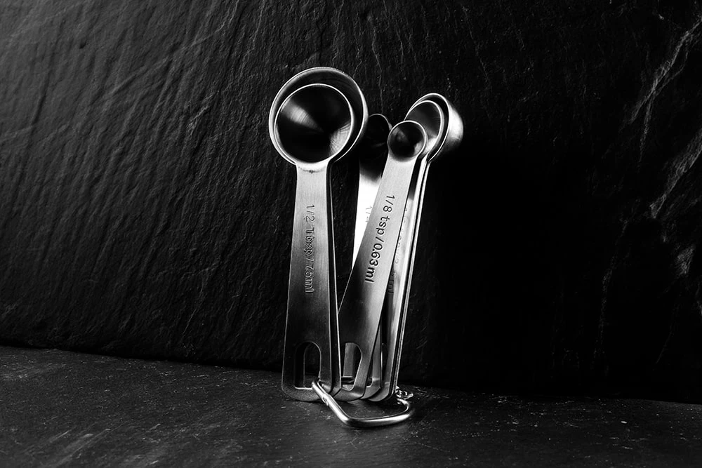 Набор мерных ложек из шести штук на брелке
