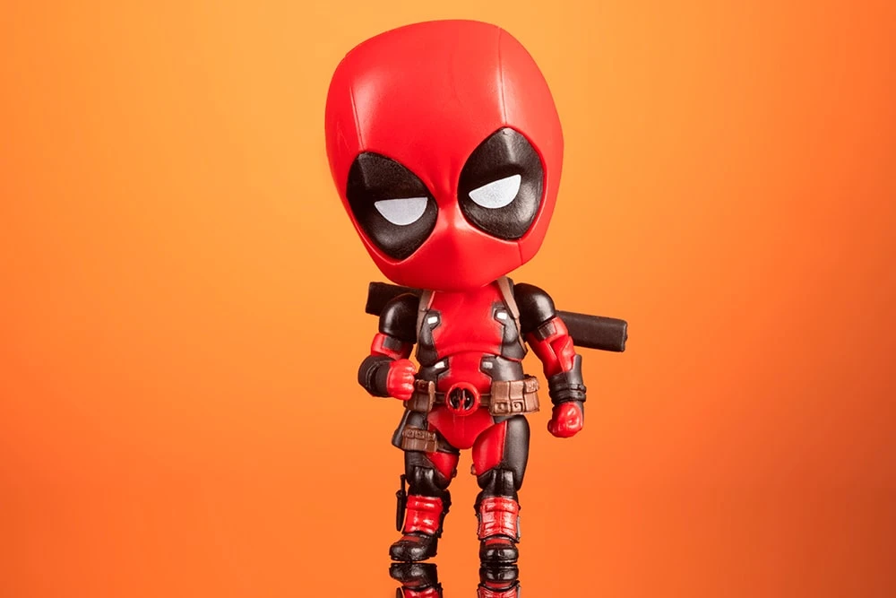 Іграшка Дедпул на робочий стіл
