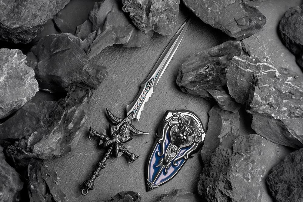 Меч и щит ВОВ (World of Warcraft)