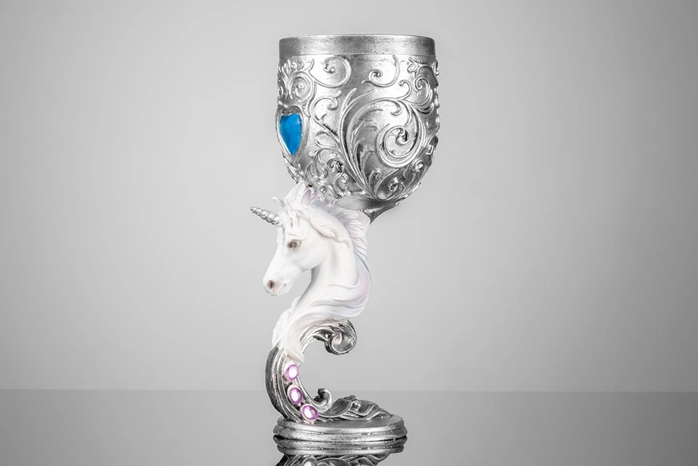 Кубок у формі келиха з Єдинорогом
